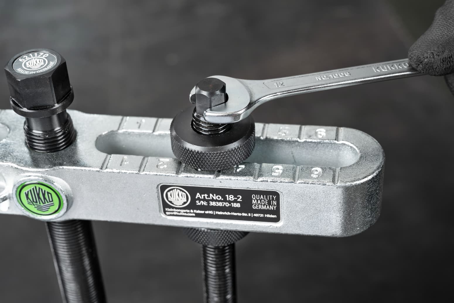 Kukko Abziehvorrichtung 18-1 (58–150 mm) 5t Zugkraft